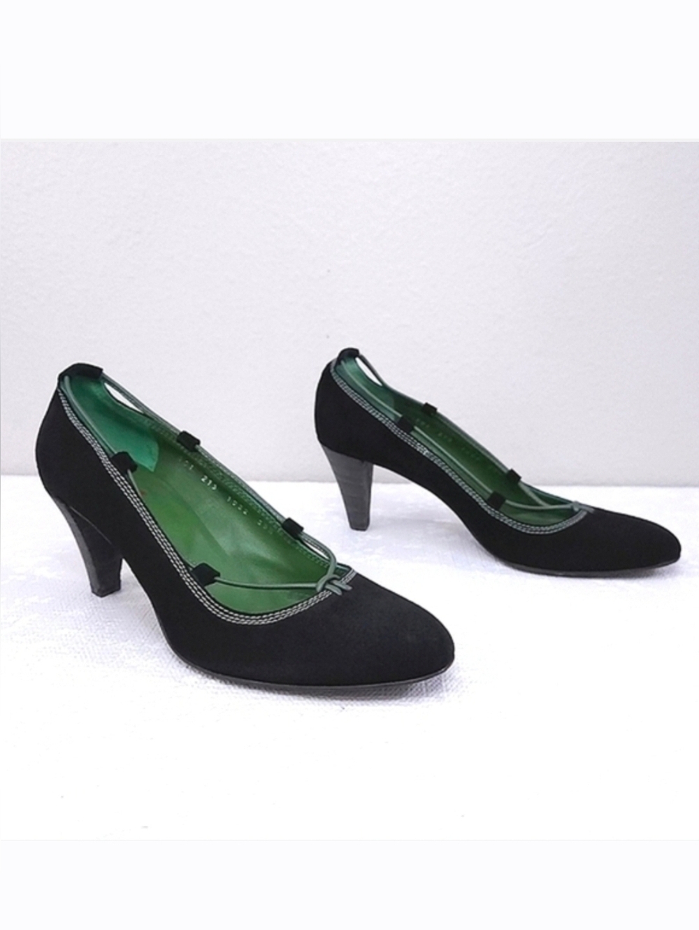 COCLICO Kitten Heels Black Suede Pumps